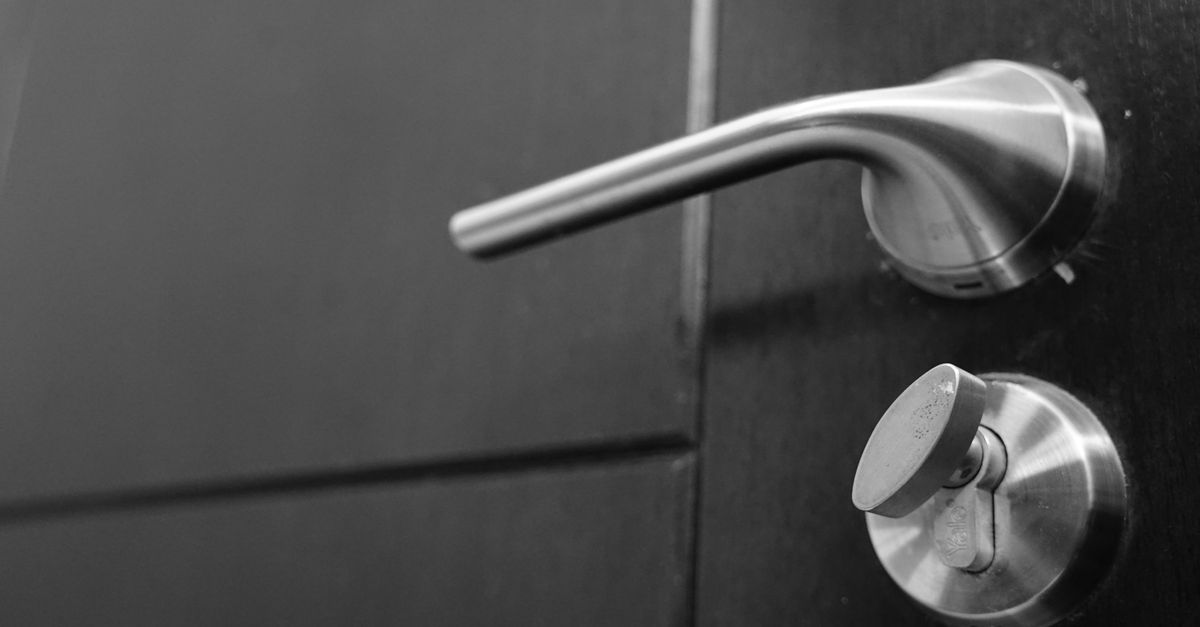 locksmith service technician — Upper West Side Locksmith NYC